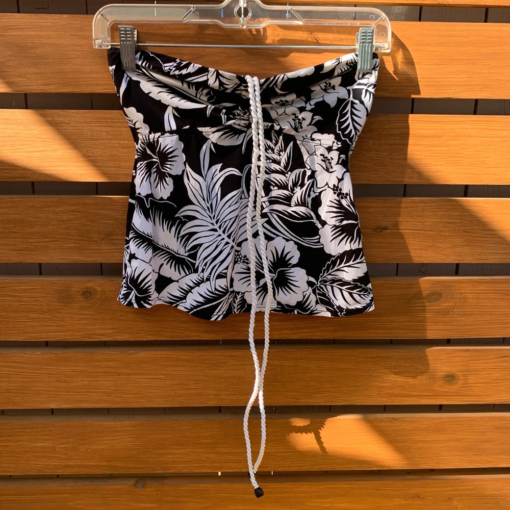 Y2K halter top